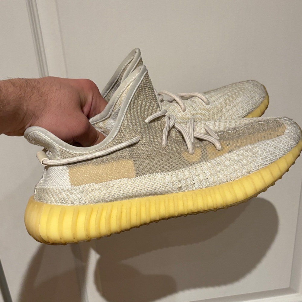 Yeezy 350 original drop size 11 men’s used